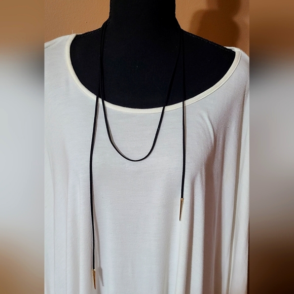 Black and Gold Toned Wrap Necklace - Picture 1 of 2